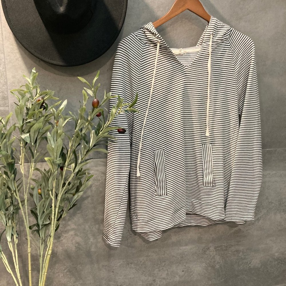 pull over sweatshirt